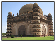Gol Gumbaz Karnataka - India